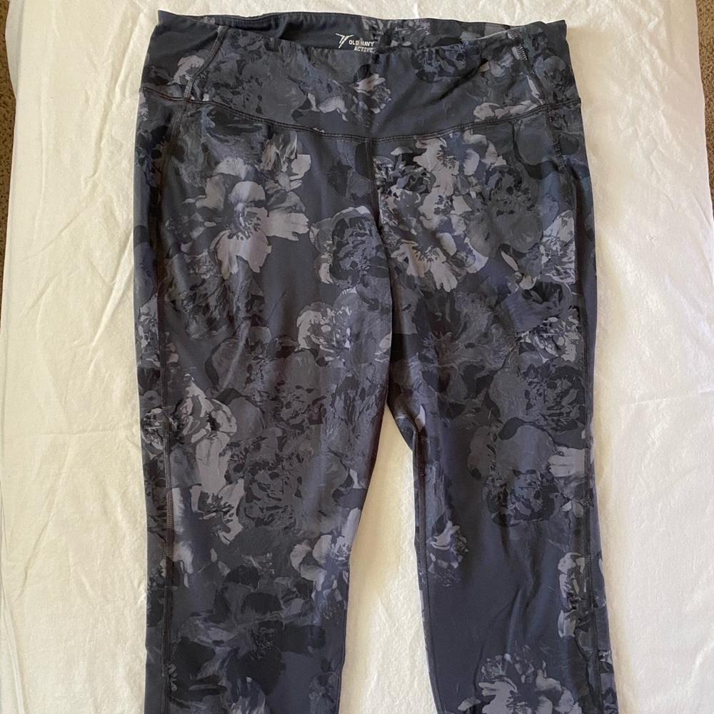 Workout capris